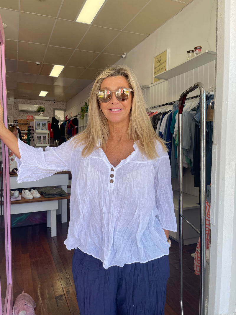 Nylah 3 Button White Top
