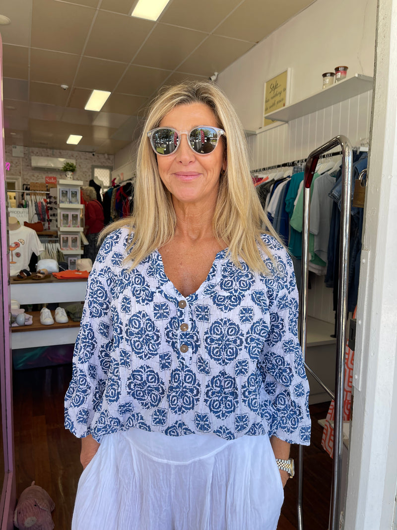 Nylah 3 Button Twirl Ink Top