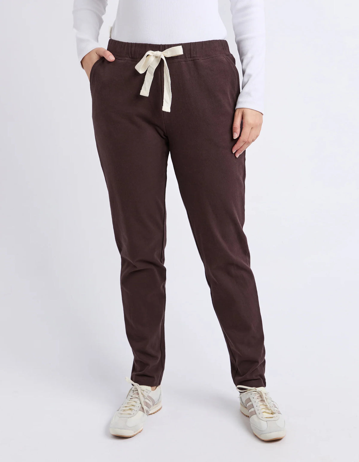 Foxwood Monday Pant Coffee