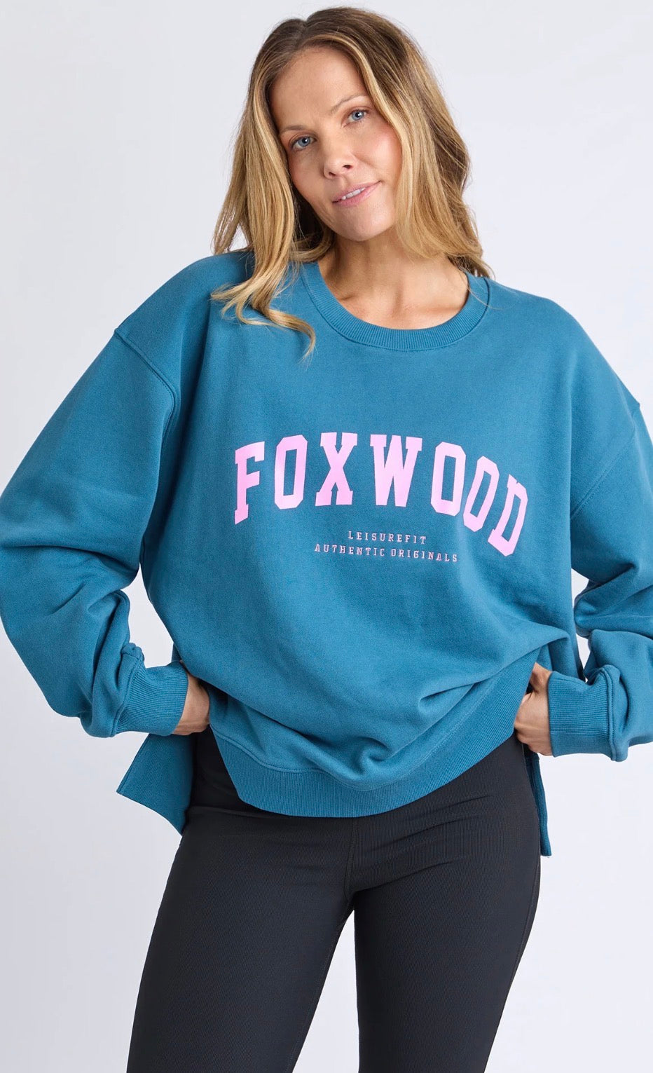 Foxwood Interval Crew Ocean with Neon pink
