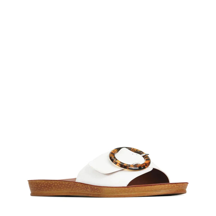 Dos White Shoe