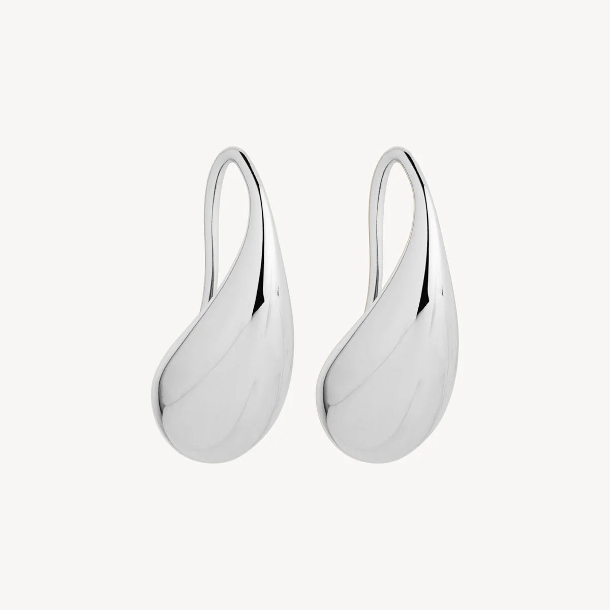 Eau Silver Earrings