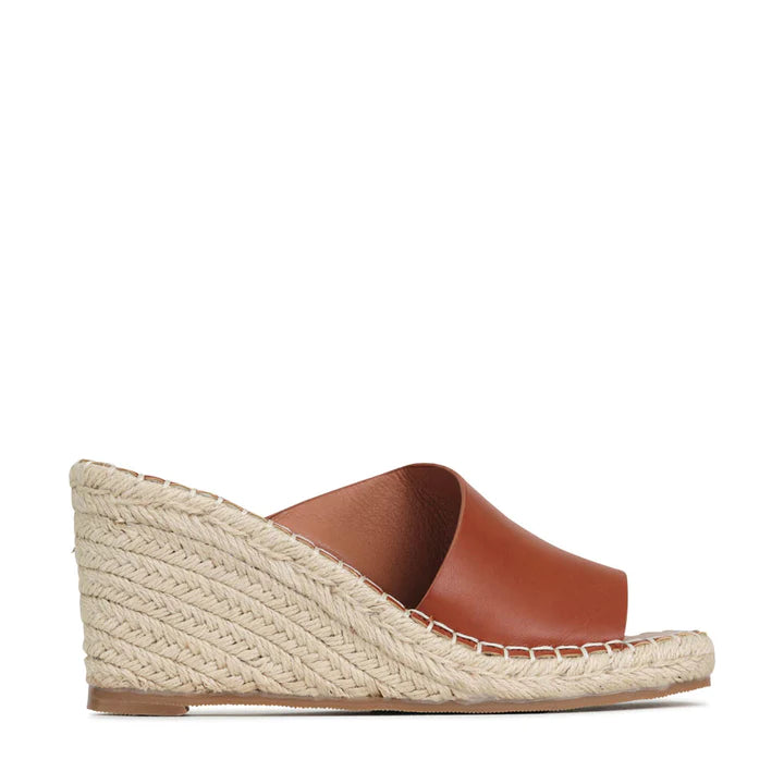 Eada Brandy Wedge