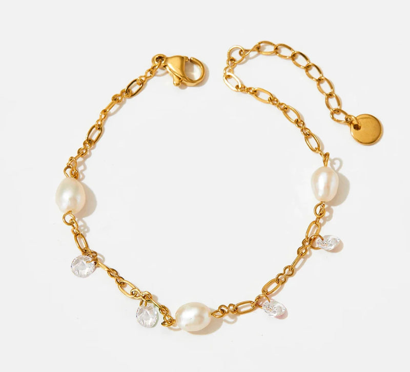 gold & pearl bracelet