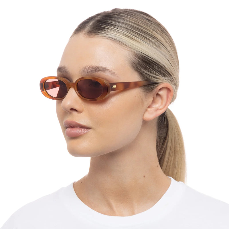 Le Specs Outta Love Vintage Torte