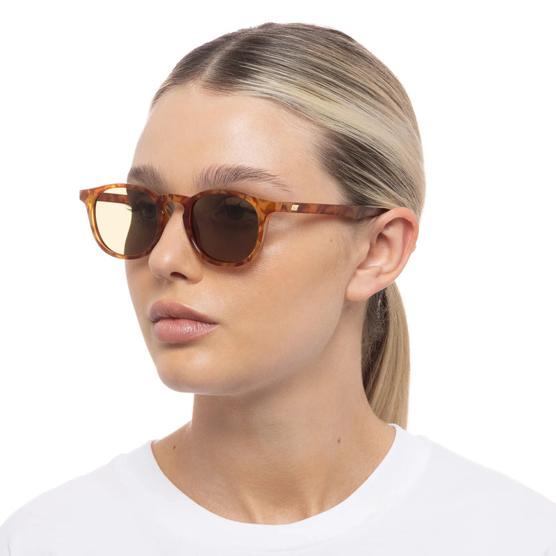 Le Specs Club Royale Vintage Torte
