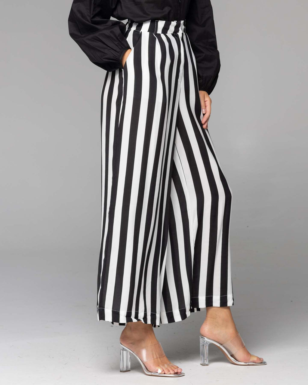 Wonderland Wide Leg Pant